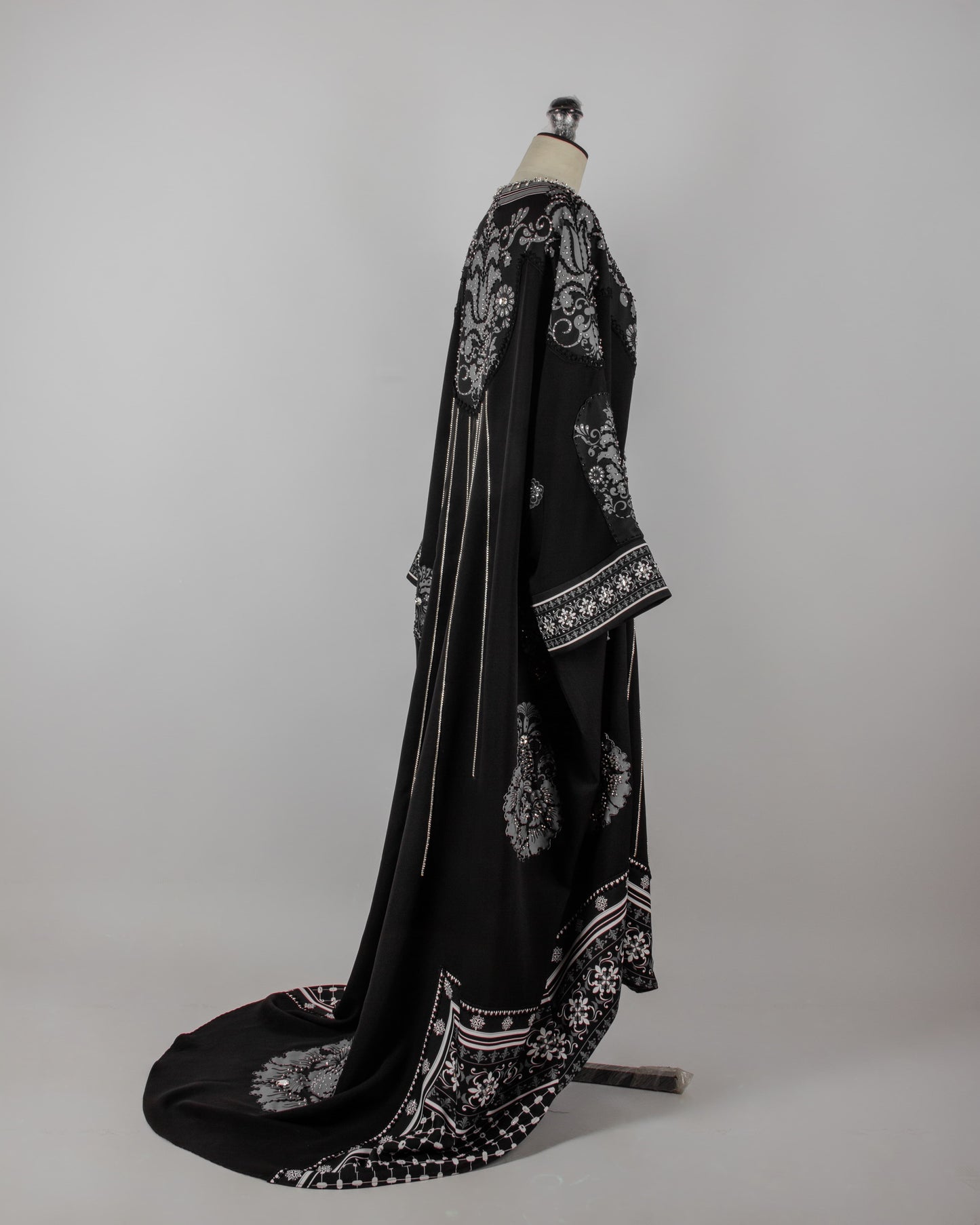 Kafr-Qoudom25 abaya
