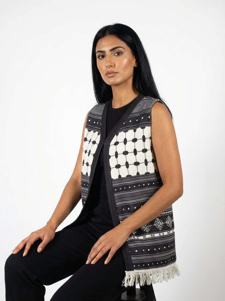 Fatima25 vest