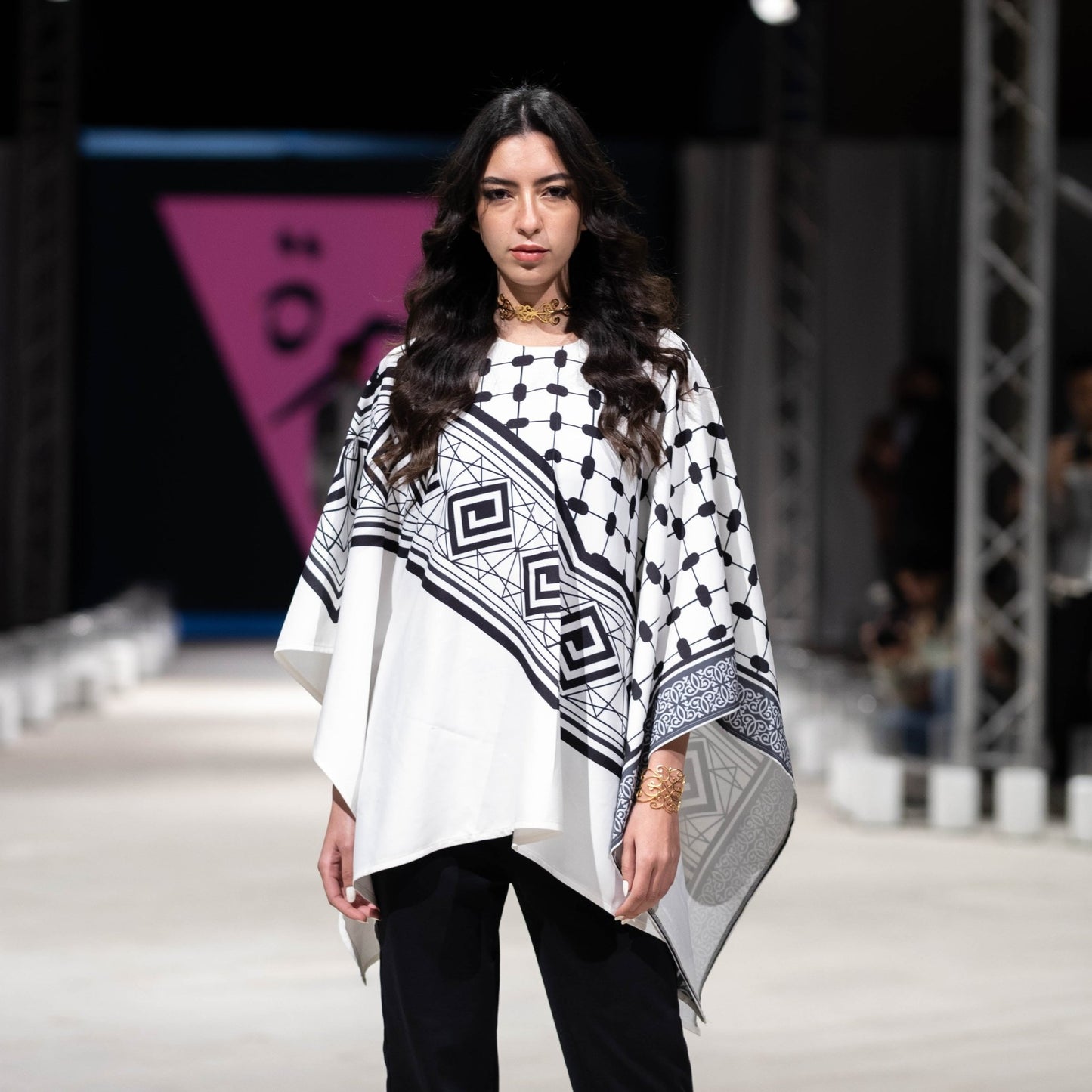 Akka Kaftan Top - Mohamed Nour Designs - KAFTAN TOP -