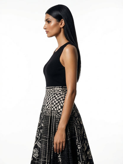 Samt Al-Ward Skirt