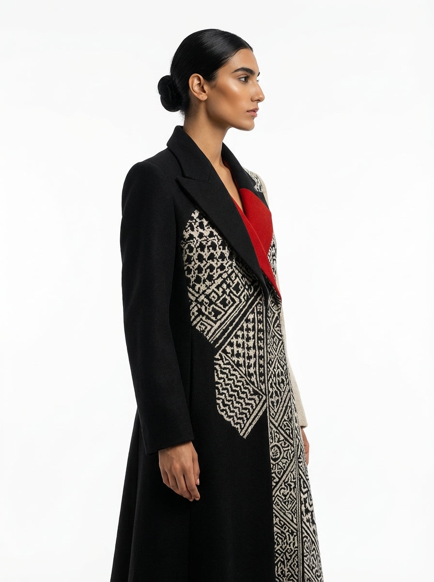 Samt Al-Sayada Coat