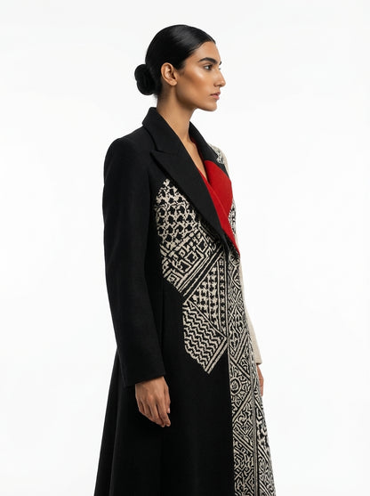 Samt Al-Sayada Coat