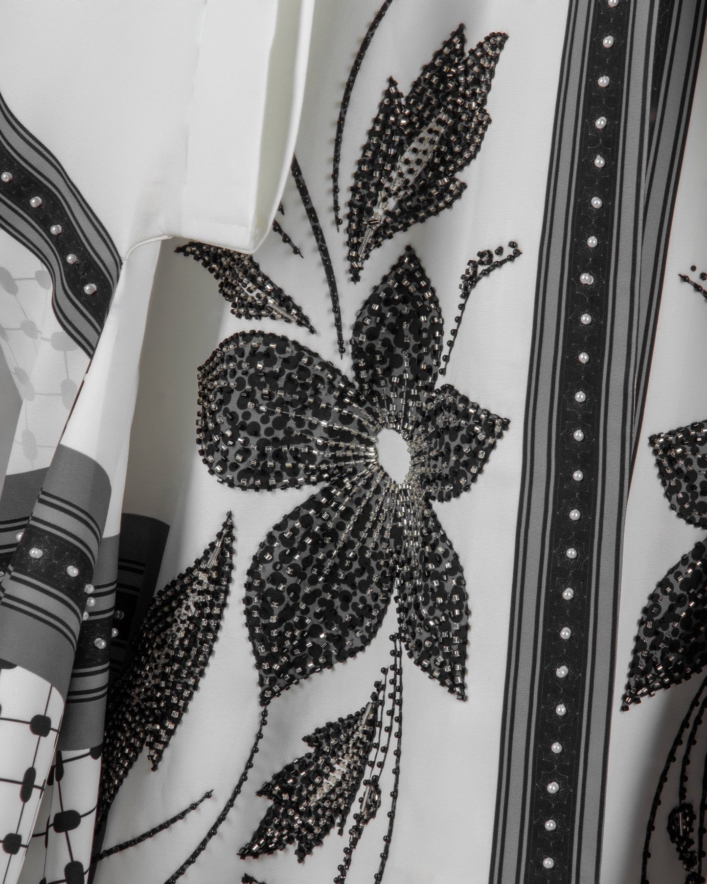 AIN - KAREM25 ABAYA - Mohamed Nour Designs - ABAYA - 